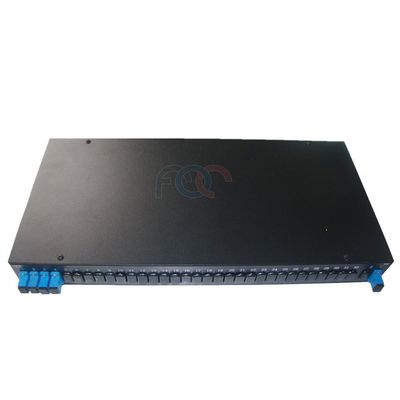 Divisor G.657A 1260nm de la fibra óptica del PVC de 1×4 LSZH con los conectores del ST del SC LC de FC